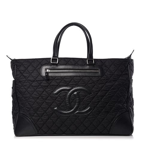 bolsa nylon chanel|bolsa Chanel.